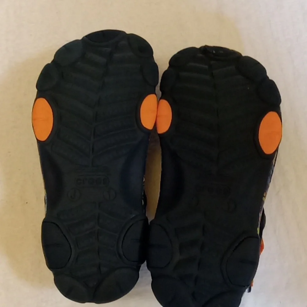Kids classic all Terrain Terrazzo Crocs size 1 - Picture 4 of 5